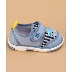 Cute Walk by Babyhug Velcro Closure Checked Musical Shoes With Animal Applique - Blue
