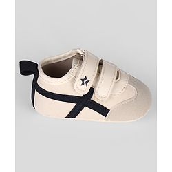 Cute Walk by Babyhug Velcro Closure Solid Booties - Beige