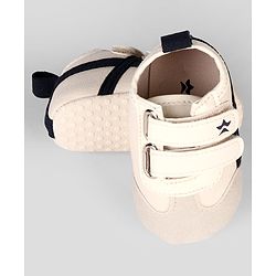 Cute Walk by Babyhug Velcro Closure Solid Booties - Beige