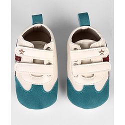 Cute Walk by Babyhug Velcro Closure Solid Booties - Beige