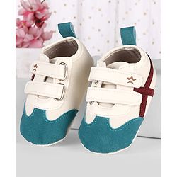 Cute Walk by Babyhug Velcro Closure Solid Booties - Beige