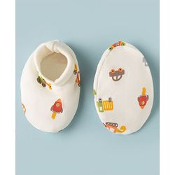 Babyhug 100% Cotton Interlock Knit Cap Mittens & Booties with Vehicle Print White - Diameter 15 cm