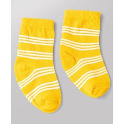 Cute Walk by Babyhug Non Terry Knit Anti-bacterial Ankle Length Striped Socks With Animal Design Pack of 3 -  Black, White & Yellow
