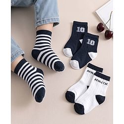 Cute Walk by Babyhug Non Terry Knit Anti-bacterial Ankle Length Striped Sock With Text Design Pack of 3 - White & Black