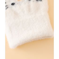 Babyhug Gloves With Cat Design - Pink