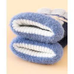 Babyhug Gloves With Bear Applique - Blue