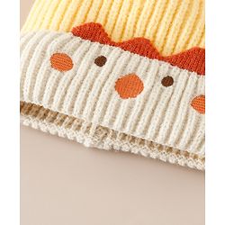 Babyhug Woollen Pom Pom Cap With Puppy Design Red - Diameter 11 cm