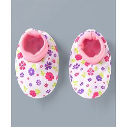 Babyhug 100% Cotton Interlock Knit Mittens & Booties Set With Floral Print - Pink