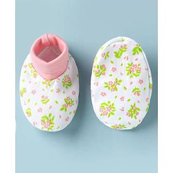 Babyhug 100% Cotton Interlock Knit Mittens & Booties Set With Floral Print - White