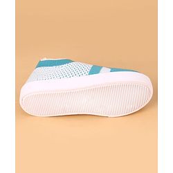 Cute Walk by Babyhug Slip-On Casual Shoes - Blue