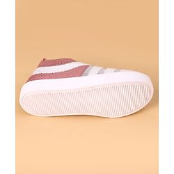 Cute Walk by Babyhug Slip On Casual Shoes - White & Grey