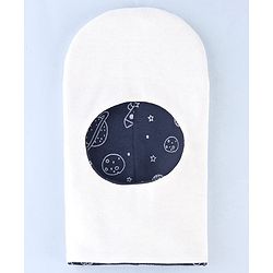 Babyhug Cotton Knit Reversible Monkey Cap With Star Design Navy Blue - Diameter 14.5 cm