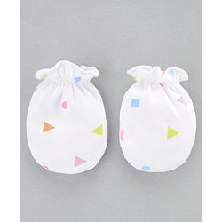 Babyhug 100% Cotton Sterilized Newborn Starter Gift set Pack of 9 - White