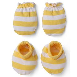 Babyhug 100% Cotton Interlock Knit Striped Mittens & Booties - Yellow