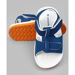Cute Walk by Babyhug Velcro closure Sandals in Blue