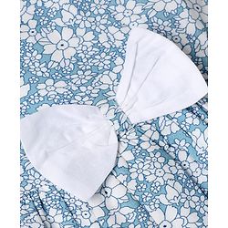 Babyhug Woven Sleeveless Floral Frock With Bow With Bloomer & Cap - White