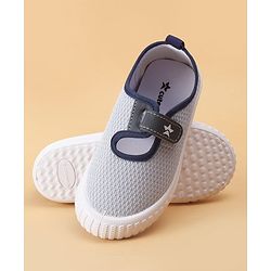 Cute Walk by Babyhug Velcro Closure Casual Shoes - Grey