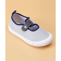 Cute Walk by Babyhug Velcro Closure Casual Shoes - Grey