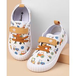 Cute Walk by Babyhug Velcro Closure Casual Shoes With Vehicle Print - White
