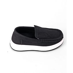 Cute Walk by Babyhug Slip On Solid Formal & Party Wear Shoes - Black