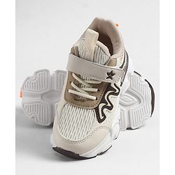 Cute Walk by Babyhug Velcro Closure Solid Sneakers - Beige