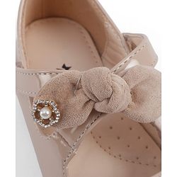Cute Walk by Babyhug Velcro Closure Ballerina With Bow Applique - Beige