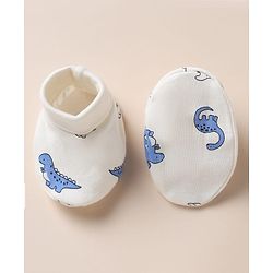 Babyhug 100% Cotton Interlock Knit Cap, Mitten & Booties with Dinosaur Rhinosaur Print White - Diameter 15 cm