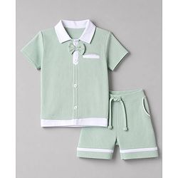 Babyhug 100% Cotton Knit Half Sleeves Solid Textured T-Shirt & Shorts Set With Bow Applique - Light Green