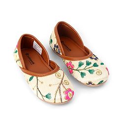 Cute Walk by Babyhug Slip On Ethnic Printed Mojaris in Beige