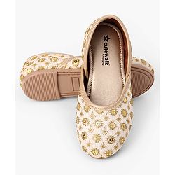 Cute Walk by Babyhug Slip On Ethnic Printed Mojaris in Golden