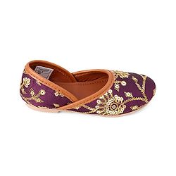 Cute Walk by Babyhug Slip On Ethnic Printed Mojaris in Purple