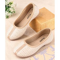 Cute Walk by Babyhug Slip On Ethnic Printed Mojaris - Beige
