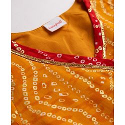 Babyhug 100% Cotton Cambric Woven Half Sleeves Lehenga and Choli Set with Bandhani Print in Red