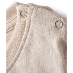Babyhug 100% Cotton Knit T-Shirt with Full Sleeves and Bear Print in Offwhite