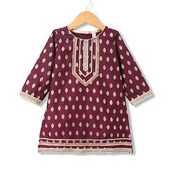 Babyhug Brocade Woven Three Fourth Sleeves Lace Detailing & Zari Work Kurti Salwar and Dupatta Set - Wine