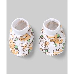 Babyhug 100% Cotton Interlock Knit Caps, Mittens & Booties with Floral Print White - Diameter 10.5 cm
