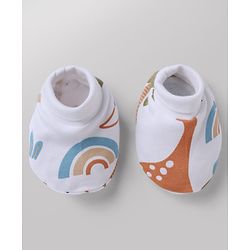 Babyhug 100% Cotton Interlock Knit Cap, Mittens & Booties with Animal Print White - Diameter 15 cm