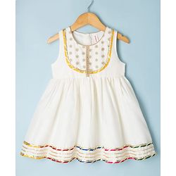 Babyhug Cotton Blend Woven Sleeveless Lace Detailing Kurti & Gharara Set With Dupatta - White