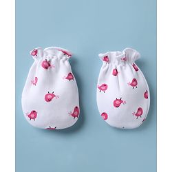 Babyhug 100% Cotton Interlock Knit Cap Mittens & Booties With Bird Print White - Diameter 15.5 cm