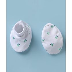 Babyhug 100% Cotton Interlock Knit Cap Mittens & Booties With Floral Print White - Diameter 14.5 cm
