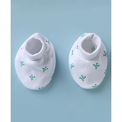 Babyhug 100% Cotton Interlock Knit Cap Mittens & Booties With Floral Print White - Diameter 14.5 cm