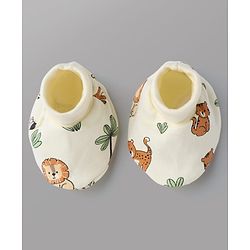 Babyhug 100% Cotton Interlock Knit Mittens & Booties With Animal Print - White