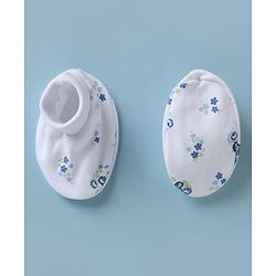 Babyhug 100% Cotton Interlock Knit Cap, Mittens & Booties with Floral Print White - Diameter 15 cm