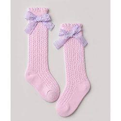 Cute Walk by Babyhug Cotton Cable Knit Calf Length Socks with Bow Applique in Pink