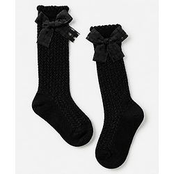 Cute Walk by Babyhug Cotton Cable Knit Calf Length Socks with Bow Applique in Pink