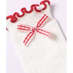 Cute Walk by Babyhug Cotton Knit Mid-Calf Socks with Bow Applique in Red