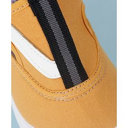 Cute Walk by Babyhug Velcro Closure Solid Casual Shoes - Yellow
