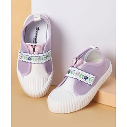 Cute Walk by Babyhug Velcro Closure Casual Shoes With Floral Embroidery & Butterfly Applique - Purple