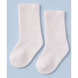 Cute Walk By Babyhug Cotton Terry Knit Ankle Length Solid Socks With Anti-Bacterial - White