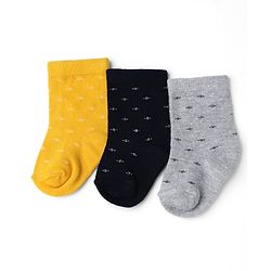 Cute Walk by Babyhug Knit Calf Length Anti Bacterial Designed ed Socks Pack of 3 - Black, Grey & Yellow